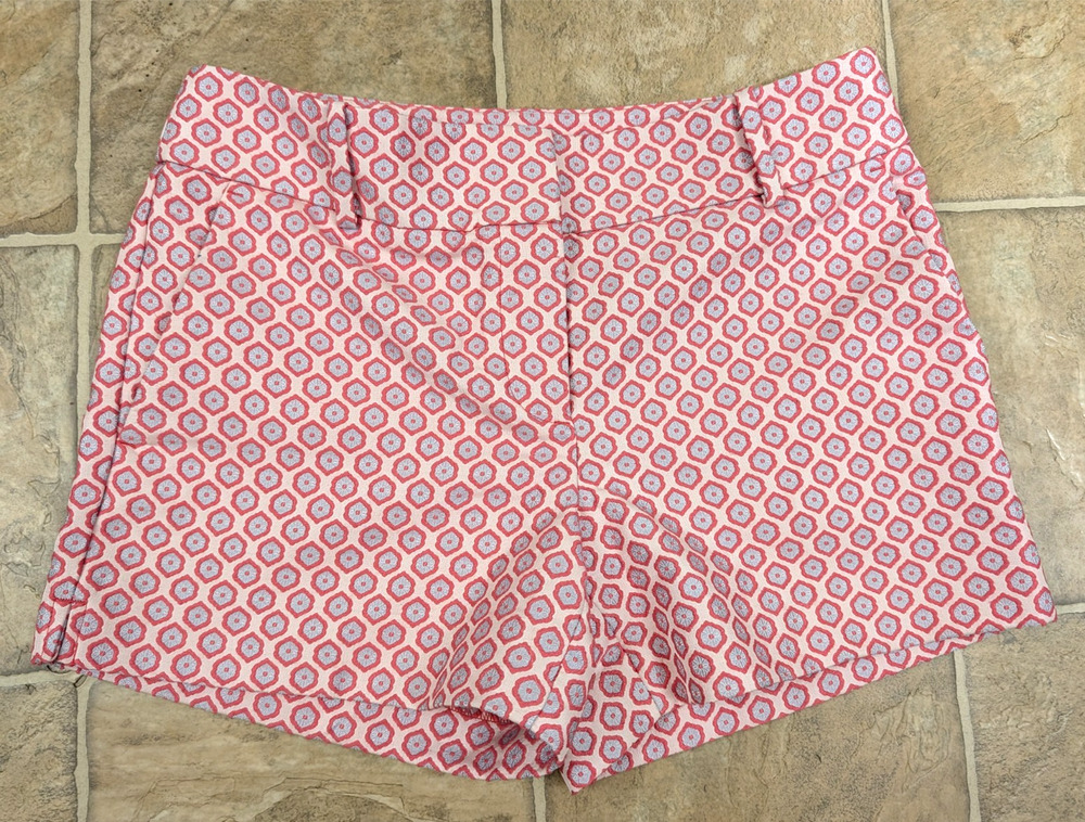 LOFT sz 2 The Riviera Shorts brocade fabric pink textured design 0662